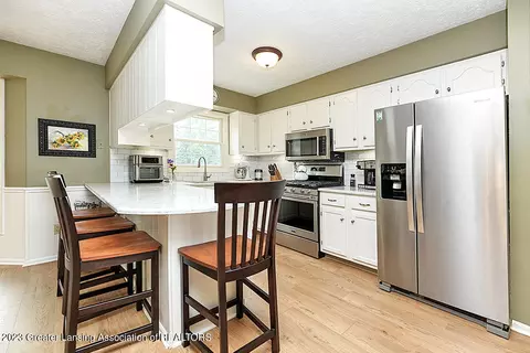 1908 Maple Shade Dr, Williamston, MI 48895 photo 8
