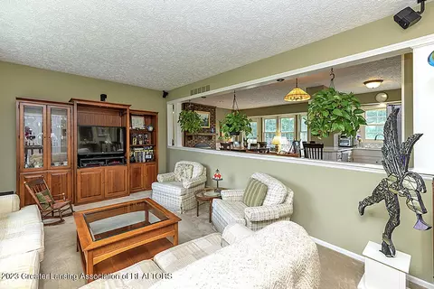 1908 Maple Shade Dr, Williamston, MI 48895 photo 6