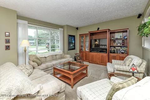 1908 Maple Shade Dr, Williamston, MI 48895 photo 5