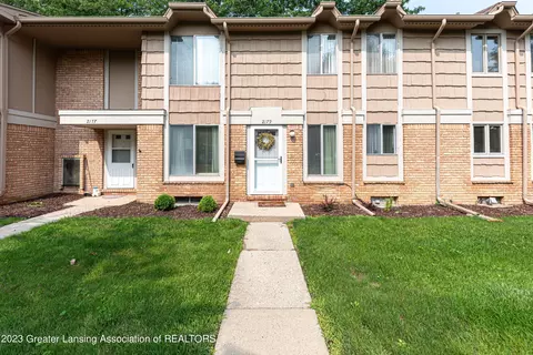 2179 Trafalger Ln, East Lansing, MI 48823
