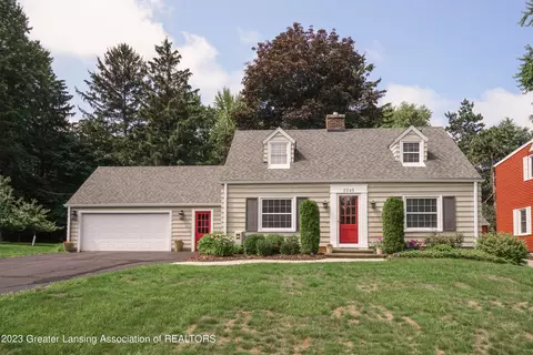 2245 Kenmore Dr, Okemos, MI 48864