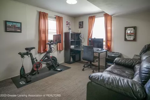 1433 Maycroft Rd, Lansing, MI 48917 photo 21