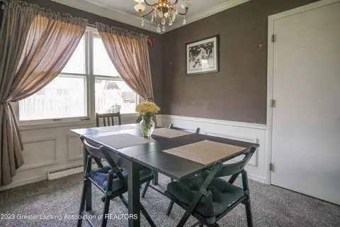 1433 Maycroft Rd, Lansing, MI 48917 photo 13