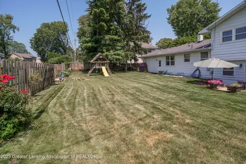 1433 Maycroft Rd, Lansing, MI 48917 photo 50