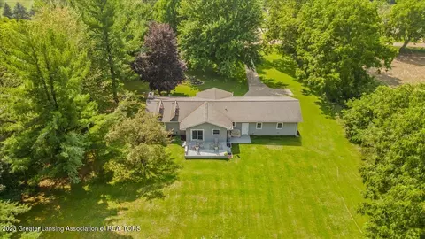 10635 S Lowell Rd, Dewitt, MI 48820 photo 2