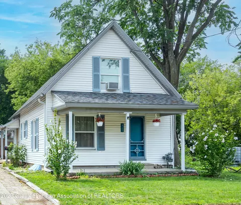 417 N Butler Blvd, Lansing, MI 48915