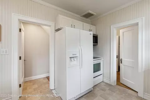 310 W Washington St, Dewitt, MI 48820 photo 21