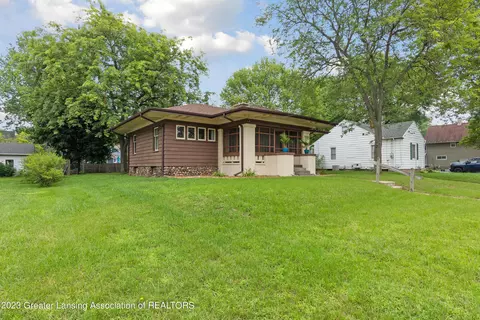 310 W Washington St, Dewitt, MI 48820 photo 2