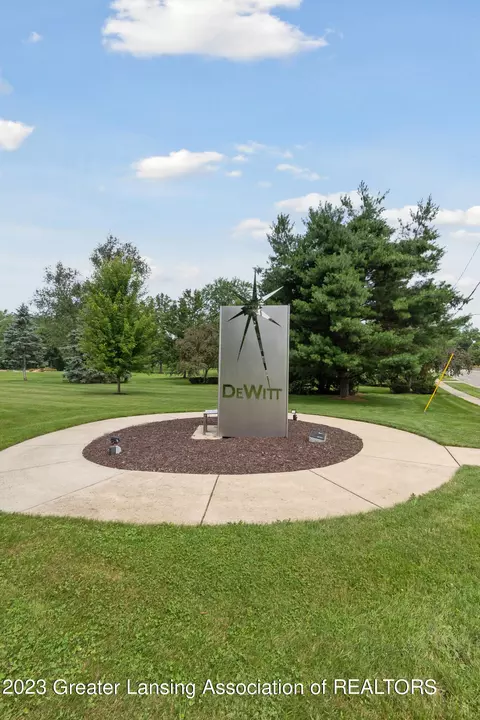 310 W Washington St, Dewitt, MI 48820 photo 47