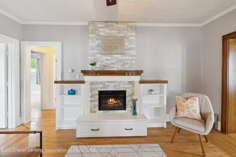 310 W Washington St, Dewitt, MI 48820 photo 9