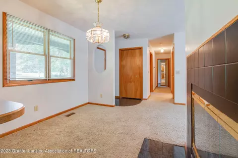 8756 Coleman Rd, Haslett, MI 48840 photo 3