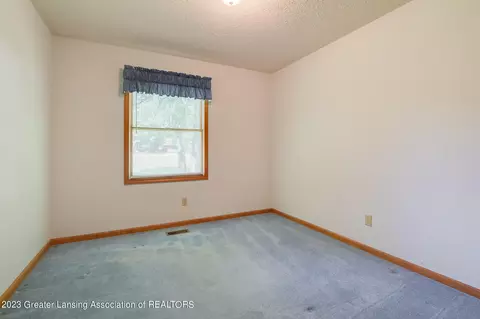 8756 Coleman Rd, Haslett, MI 48840 photo 20