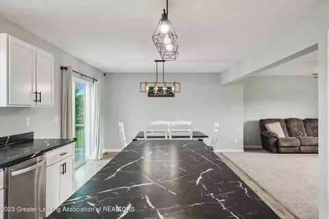 625 Launch Point Dr, Perry, MI 48872 photo 13