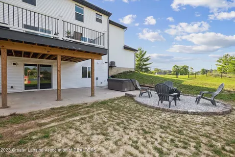 625 Launch Point Dr, Perry, MI 48872 photo 39