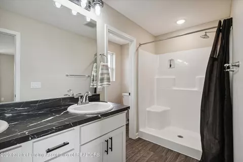 625 Launch Point Dr, Perry, MI 48872 photo 30