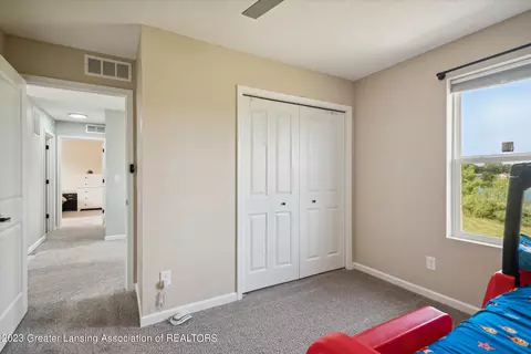 625 Launch Point Dr, Perry, MI 48872 photo 22