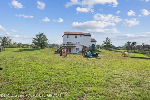 625 Launch Point Dr, Perry, MI 48872 photo 43