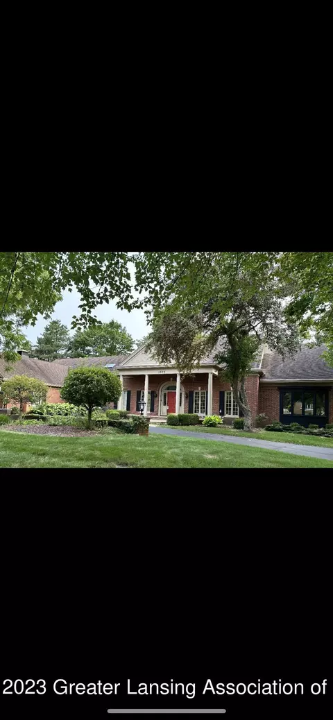 1373 Foxcroft Rd, East Lansing, MI 48823