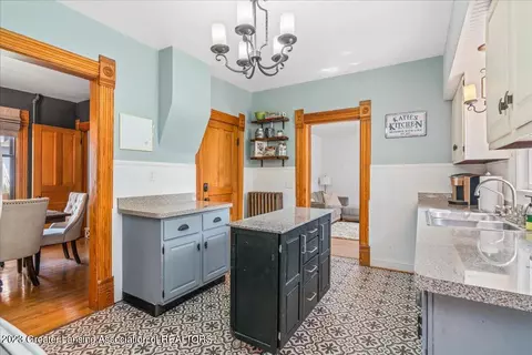 329 E Oak St, Mason, MI 48854 photo 6