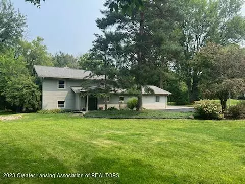 1668 W Dill Rd, Dewitt, MI 48820