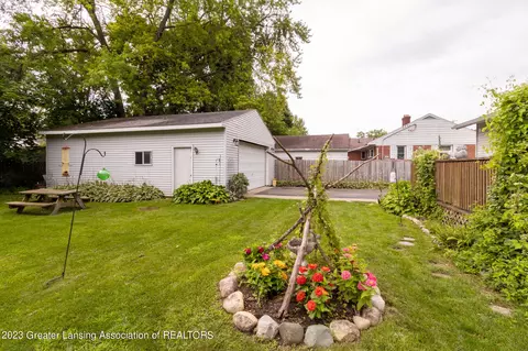 1942 Maple St, Holt, MI 48842 photo 35