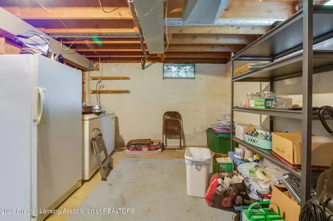 1942 Maple St, Holt, MI 48842 photo 24