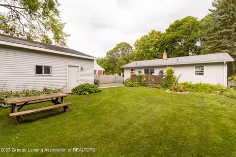 1942 Maple St, Holt, MI 48842 photo 36