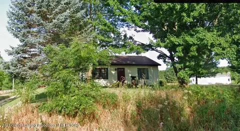 9200 S Airport Rd, Dewitt, MI 48820