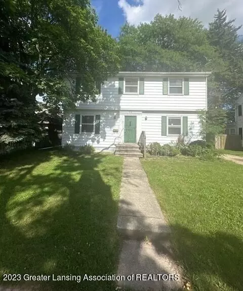 616 Bartlett St, Lansing, MI 48915