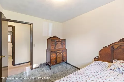 12875 Rambler Rd, Dewitt, MI 48820 photo 8