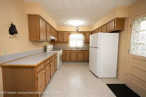 394 Lee St, Sunfield, MI 48890 photo 15