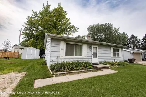 394 Lee St, Sunfield, MI 48890