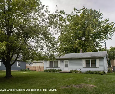 394 Lee St, Sunfield, MI 48890 photo 4