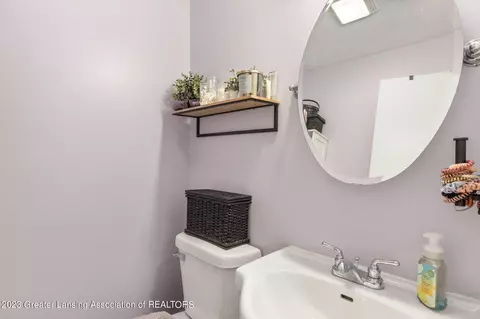 716 Spring St, Grand Ledge, MI 48837 photo 21
