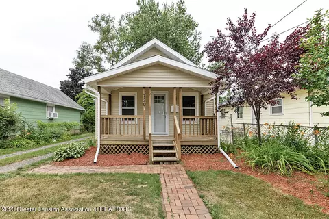720 Randall St, Lansing, MI 48906