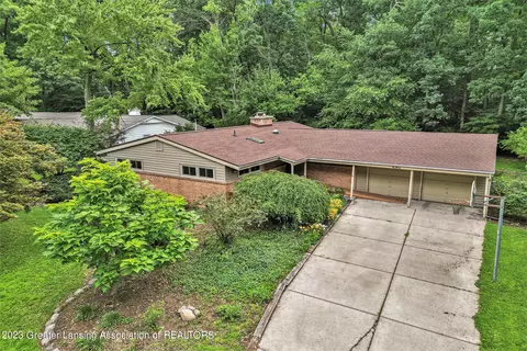 4542 Oakwood Dr, Okemos, MI 48864