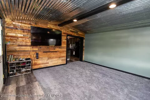 2450 W Hyde Rd, Saint Johns, MI 48879 photo 8