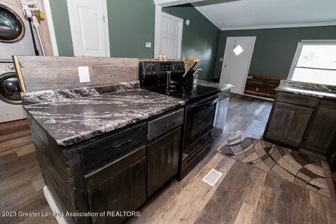 2450 W Hyde Rd, Saint Johns, MI 48879 photo 11