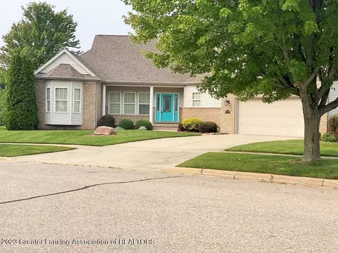 984 Pennine Ridge Way, Grand Ledge, MI 48837