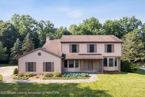 4193 Indian Glen Dr, Okemos, MI 48864