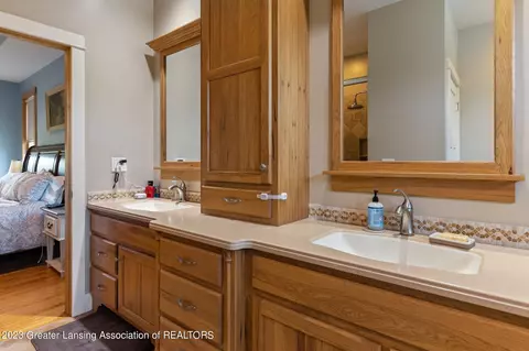 13535 S Wright Rd, Eagle, MI 48822 photo 18