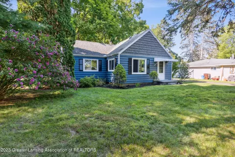 121 Maple St, Charlotte, MI 48813