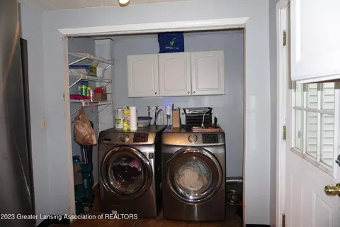 515 S Cedar St, Owosso, MI 48867 photo 13