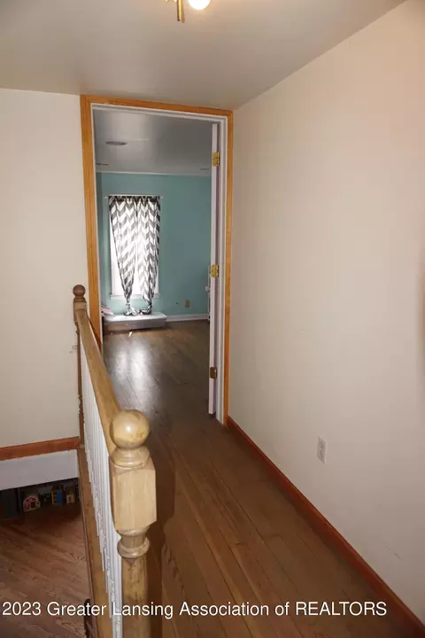515 S Cedar St, Owosso, MI 48867 photo 16