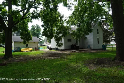 515 S Cedar St, Owosso, MI 48867 photo 24