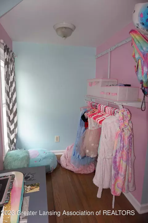 515 S Cedar St, Owosso, MI 48867 photo 22