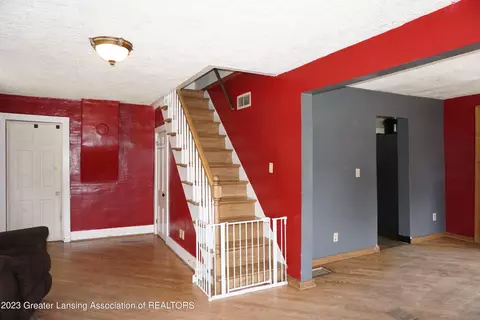 515 S Cedar St, Owosso, MI 48867 photo 14