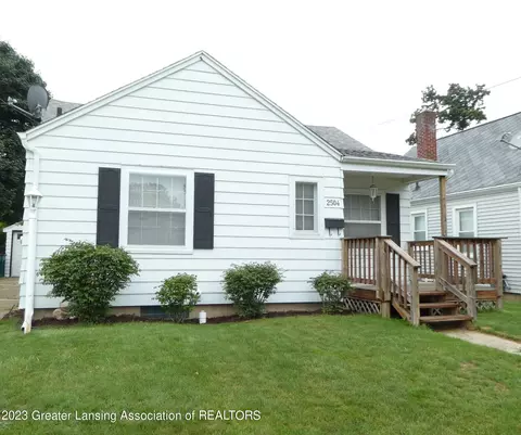 2504 Marion Ave, Lansing, MI 48910