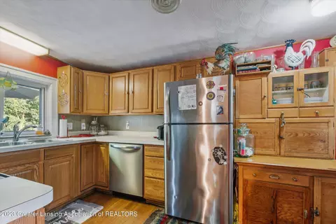 236 East Rd, Dimondale, MI 48821 photo 5