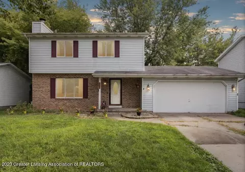 2123 Desoto St, Lansing, MI 48911